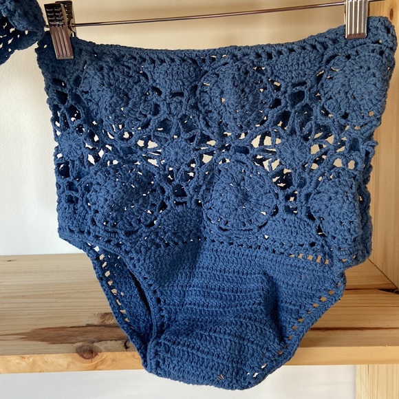 Crochet Bikini - Picture 3 of 4